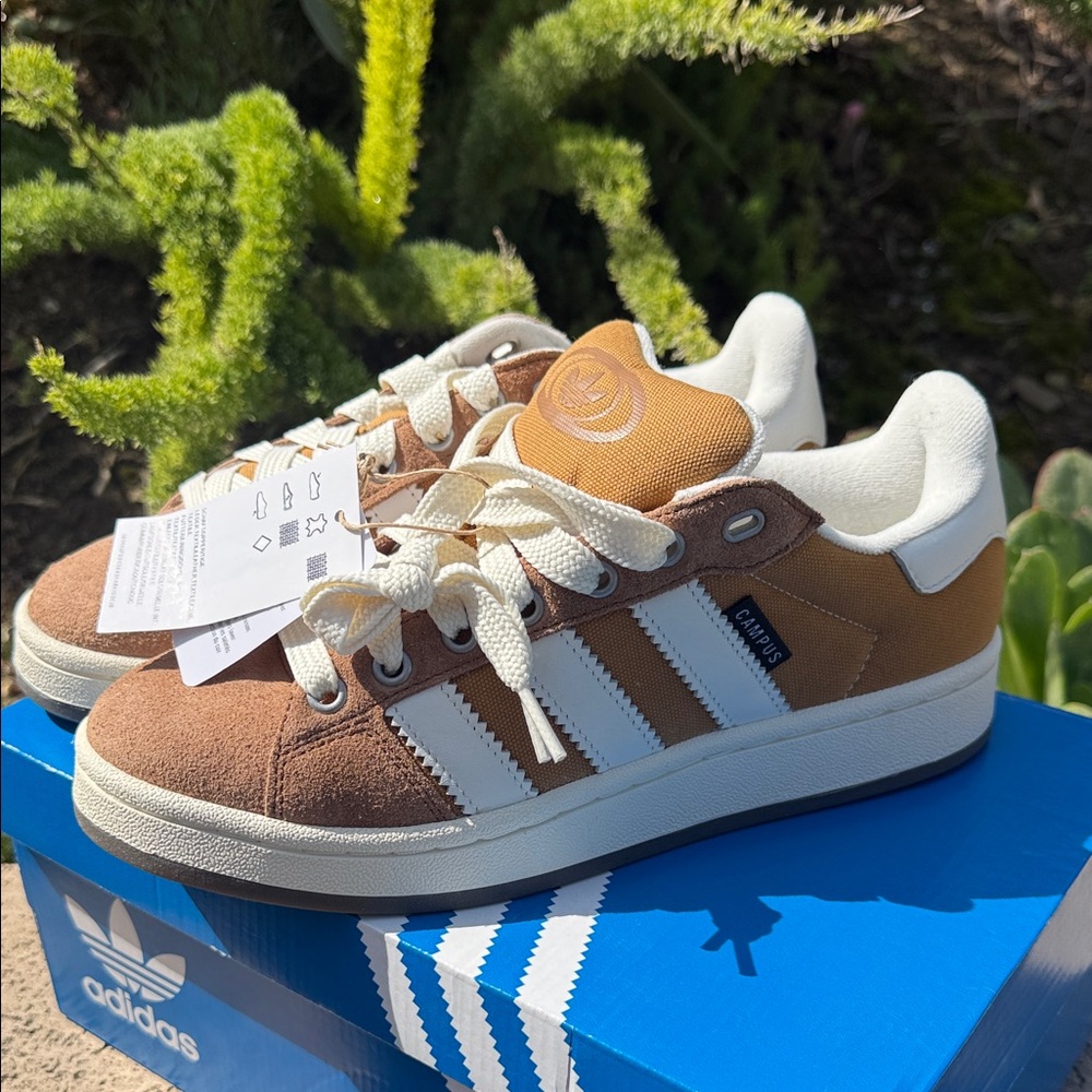 Adidas campus shoes 7 kids 9 woman’s Mesa Wilburn